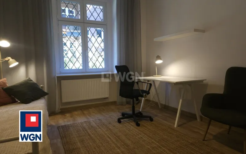 Mieszkanie na  wynajem Katowice - pokoj w Centrum Katowic