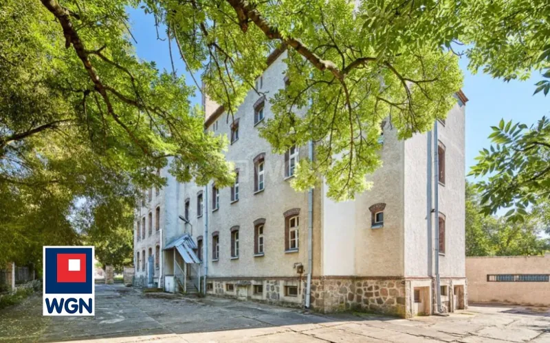 Obiekt usługowy na  sprzedaż Chojna - Nieruchomość usługowa