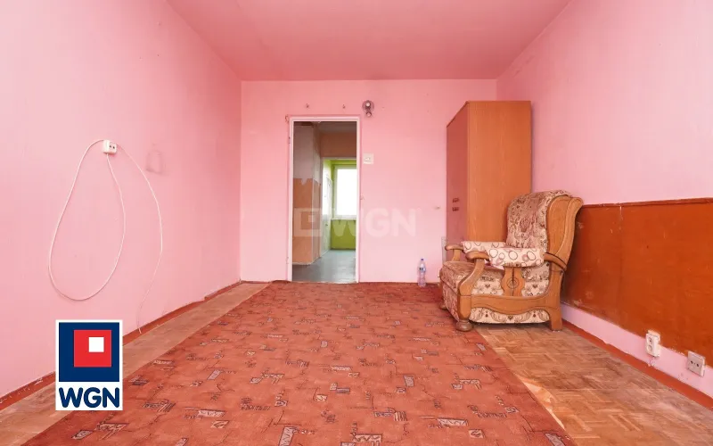 Mieszkanie na  sprzedaż Piotrków Trybunalski - Trzypokoje do remontu.